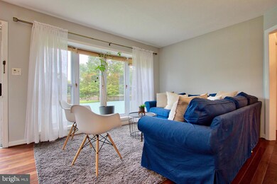 6903 Columbia Dr, Alexandria, VA 22307 - photo 4