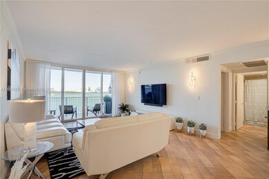 Island Pointe Condominiums unit 4T, Bay Harbor Islands, FL 33154 - photo 6
