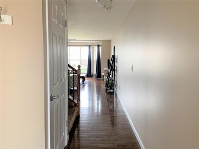 6847 Hampshire Ct, Maryville, IL 62062 - photo 2