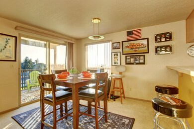 813 S 227th Place unit 4, Des Moines, WA 98198 - photo 4