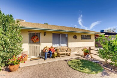 1610 W Libby St Phoenix AZ-large-003-006