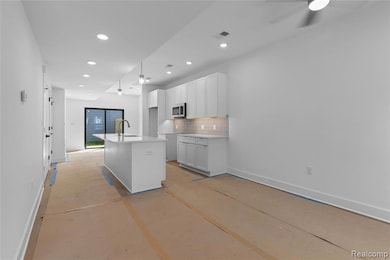 3416 Cochrane St unit 4, Detroit, MI 48208 - photo 2