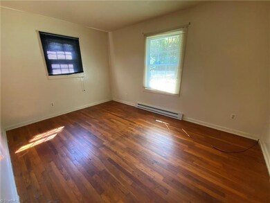 1301 Wise Ave, High Point, NC 27260 - photo 5