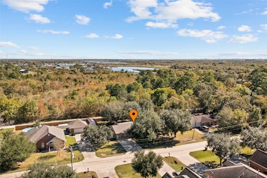 4206 Country Club Dr, Dickinson, TX 77539 - photo 4