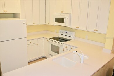 Kitchen with Quartz counter tops
