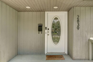 2839 E Monroe Cir-5