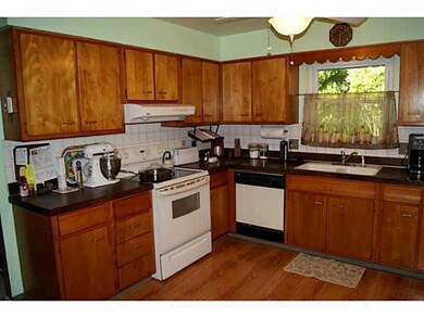 1022 Barberry Ln, Columbus, OH 43213 - photo 6