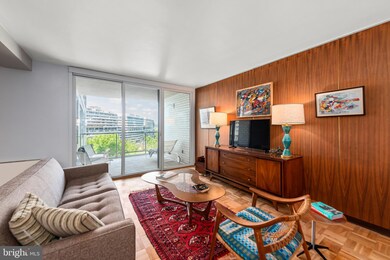 The Potomac Plaza Co-op unit 700, Washington, DC 20037 - photo 3