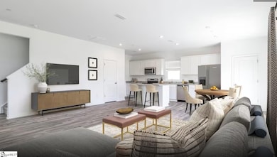 8023 Broadmead Ct, Spartanburg, SC 29307 - photo 3