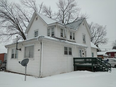 327 N Bridge St, Grand Ledge, MI 48837 - photo 3