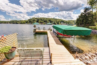 11421 W Grandview Dr, Columbus, IN 47201 - photo 3