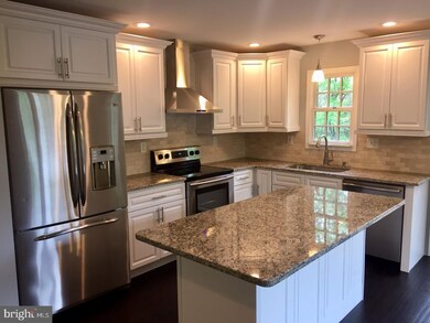 4526 Stoudts Ferry Bridge Rd, Reading, PA 19605 - photo 3