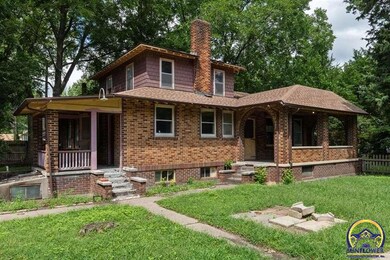 3135 SW 17th St, Topeka, KS 66604 - photo 2