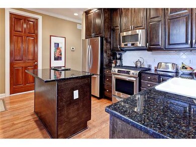 629 Jaeger St, Columbus, OH 43206 - photo 4