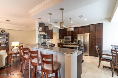 009__335 N. Shore Cir__MLS
