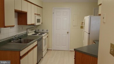 9302 Palmer Place, Laurel, MD 20708 - photo 3