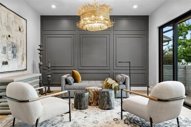 Stunning flex space to the right of the entry; cus