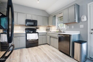 5900 Lake Huron Ct, Louisville, KY 40291 - photo 7