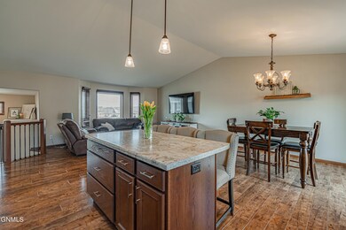 3201WisconsinDr_00028