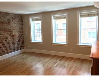 150 Salem St unit 2, Boston, MA 02113 - photo 4