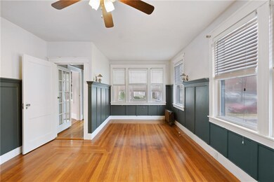 251 Jastram St, Providence, RI 02908 - photo 4