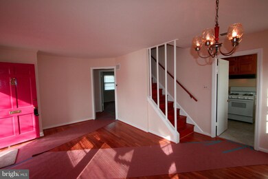 6927 Quander Rd, Alexandria, VA 22307 - photo 2