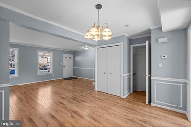 5804 Richardson Mews Square, Halethorpe, MD 21227 - photo 7