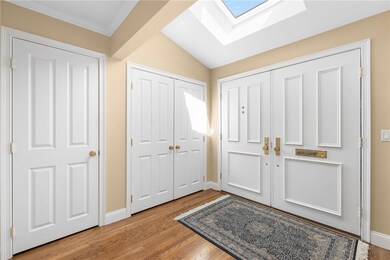 25 Old Tannery Rd, Providence, RI 02906 - photo 5