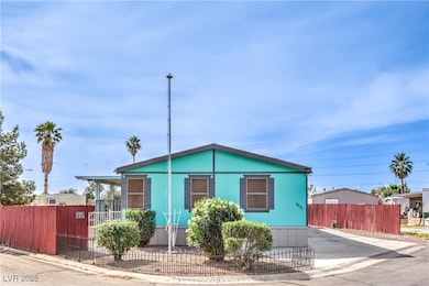 View of manufactured / mobile home