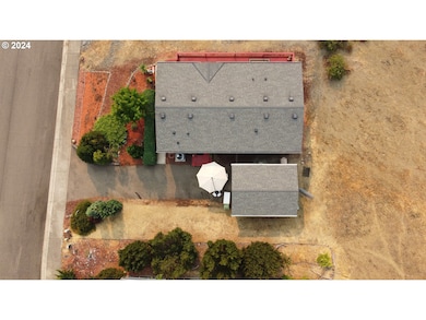 289 SE Cordelia Dr, Myrtle Creek, OR 97457 - photo 6