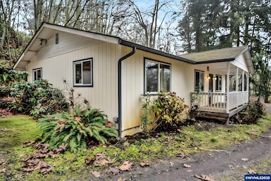 30450 Butte Creek Rd, Lebanon, OR 97355 - photo 3