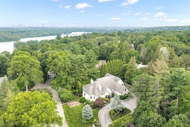 26 Swan Rd, Winchester, MA 01890 - photo 2