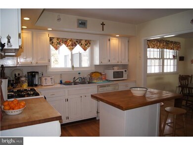 1541 Pennsylvania Ave, Paoli, PA 19301 - photo 4