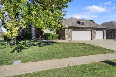 5817 W Alexa Ln, Springfield, MO 65802 - photo 2