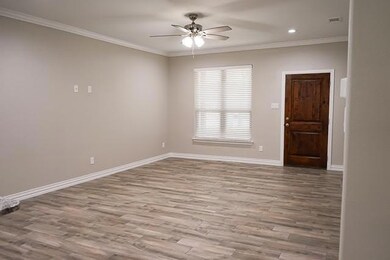 505 W Hull St, Denison, TX 75020 - photo 2