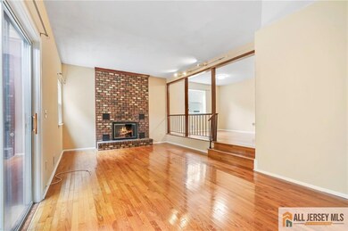 21 Jeremy Dr, Dayton, NJ 08810 - photo 4