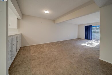 1708 Golden Rain Rd unit 3, Walnut Creek, CA 94595 - photo 6
