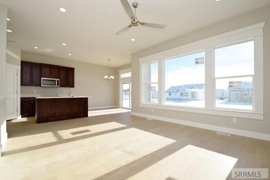 Great Room to Kitchen