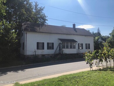 48 Temple St unit 50, Adams, MA 01220 - photo 3