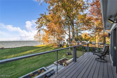 5365 E Lake Rd, Sheffield Lake, OH 44054 - photo 6