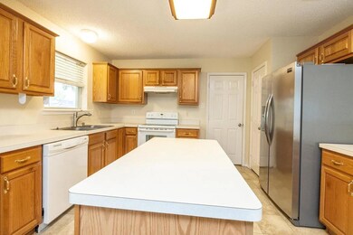 349 Sweetwater Dr, Weatherford, TX 76086 - photo 7