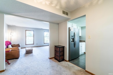 11622 Hardisty Rd, Fort Wayne, IN 46845 - photo 7