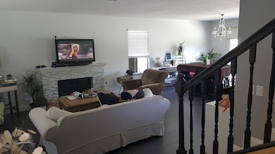 147 E Avenue r2, Palmdale, CA 93550 - photo 2