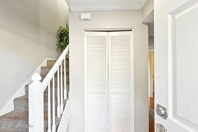 5-web-or-mls-Kettering Way-1005-005