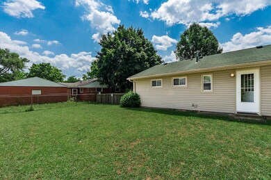 R - Westfields Dr N 007-2