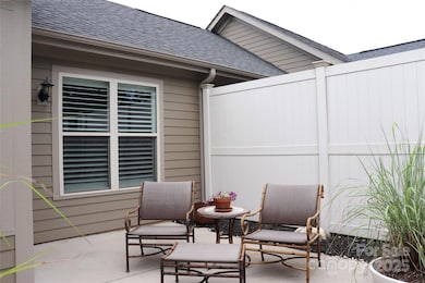 805C Wynnshire Dr unit C, Hickory, NC 28601 - photo 5