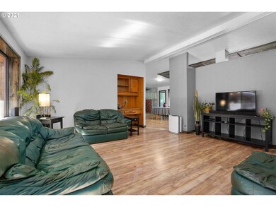 3543 Crooked Finger Rd NE, Scotts Mills, OR 97375 - photo 4