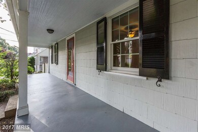 4625 N Chelsea Ln, Bethesda, MD 20814 - photo 2