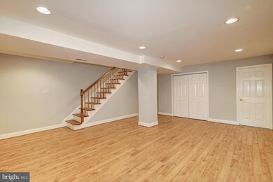 1542 1st St NW, Washington, DC 20001 - photo 3