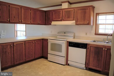 9110 Lawyers Rd, Spotsylvania, VA 22551 - photo 5